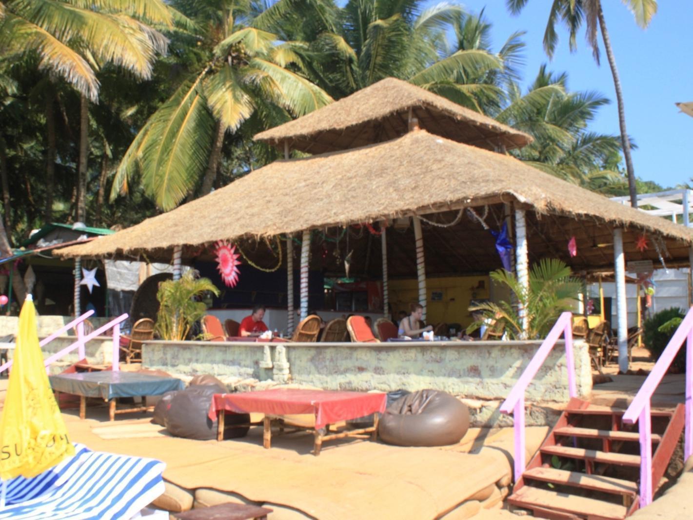 Cuba Patnem Ξενοδοχείο Patnem Beach Εξωτερικό φωτογραφία